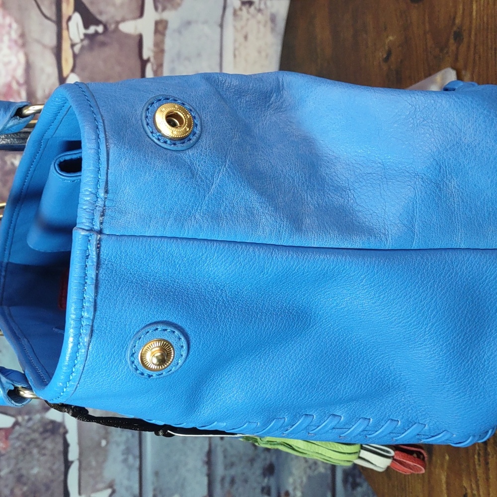 Isabella Fiore Leather Embroidery Convertible Satchel/Shoulder Bag - Picture 9 of 15